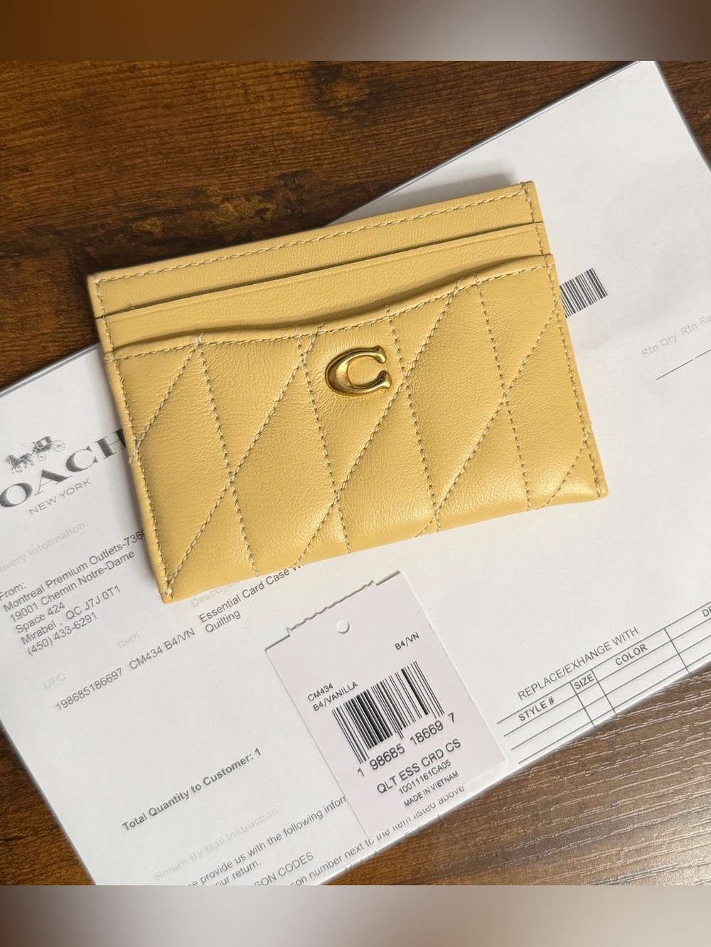Coach Quilted Leather Card Case in Vanilla